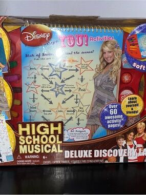 Disney HIGH SCHOOL MUSICAL DELUXE DISCOVERY LAPDESK SOFT PILLOW, ART